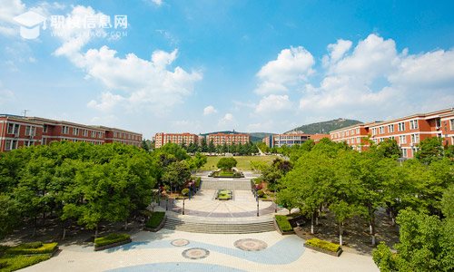 郑州城市职业学院